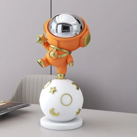 Desk Decor Figurine, Miniatures Astronaut